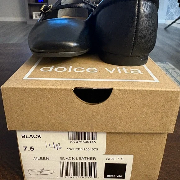 Dolce Vita Aileen black leather Mary Jane flats - Picture 4 of 9